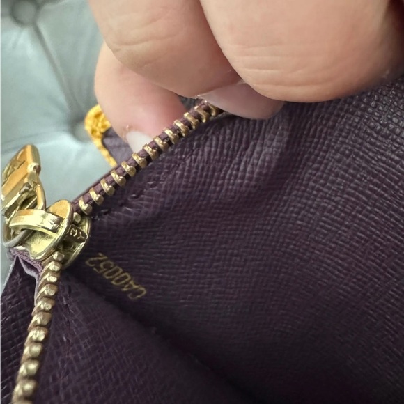 Louis Vuitton ST Jacques - Picture 5 of 5